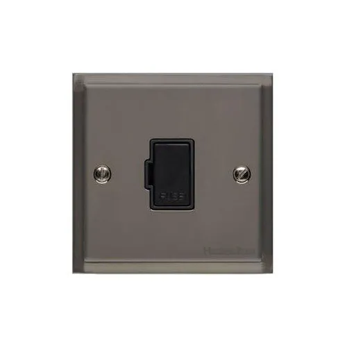 Elite Stepped Plate Range-Black Nickel-Unswitched Spur (13 Amp)