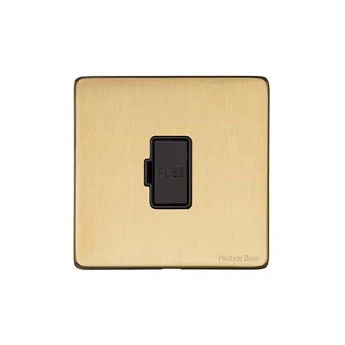 Vintage Range-Satin Brass-Unswitched Spur (13 Amp)