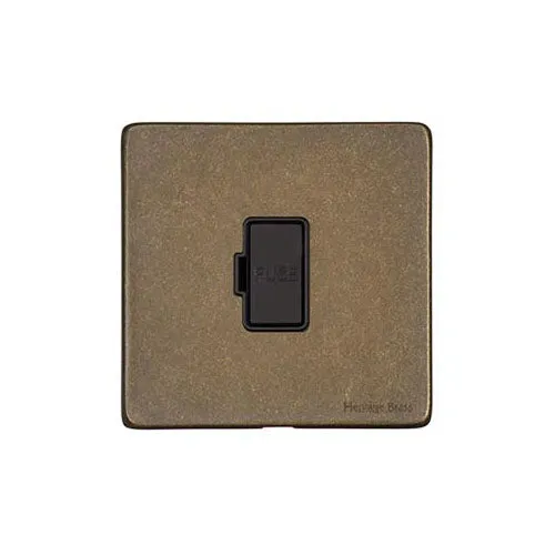 Vintage Range-Rustic Brass-Unswitched Spur (13 Amp)