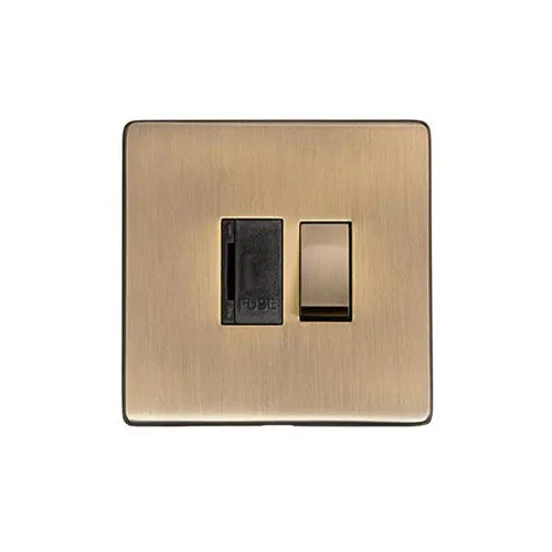 Studio Range-Antique Brass-Switched Spur (13 Amp)