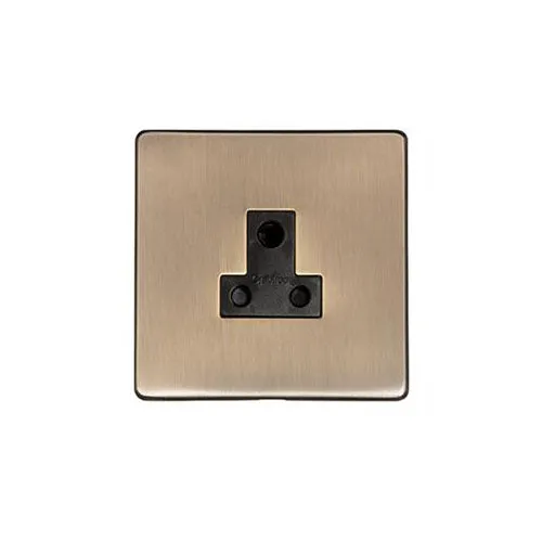 Studio Range-Antique Brass-5 Amp 3 Round Pin Socket
