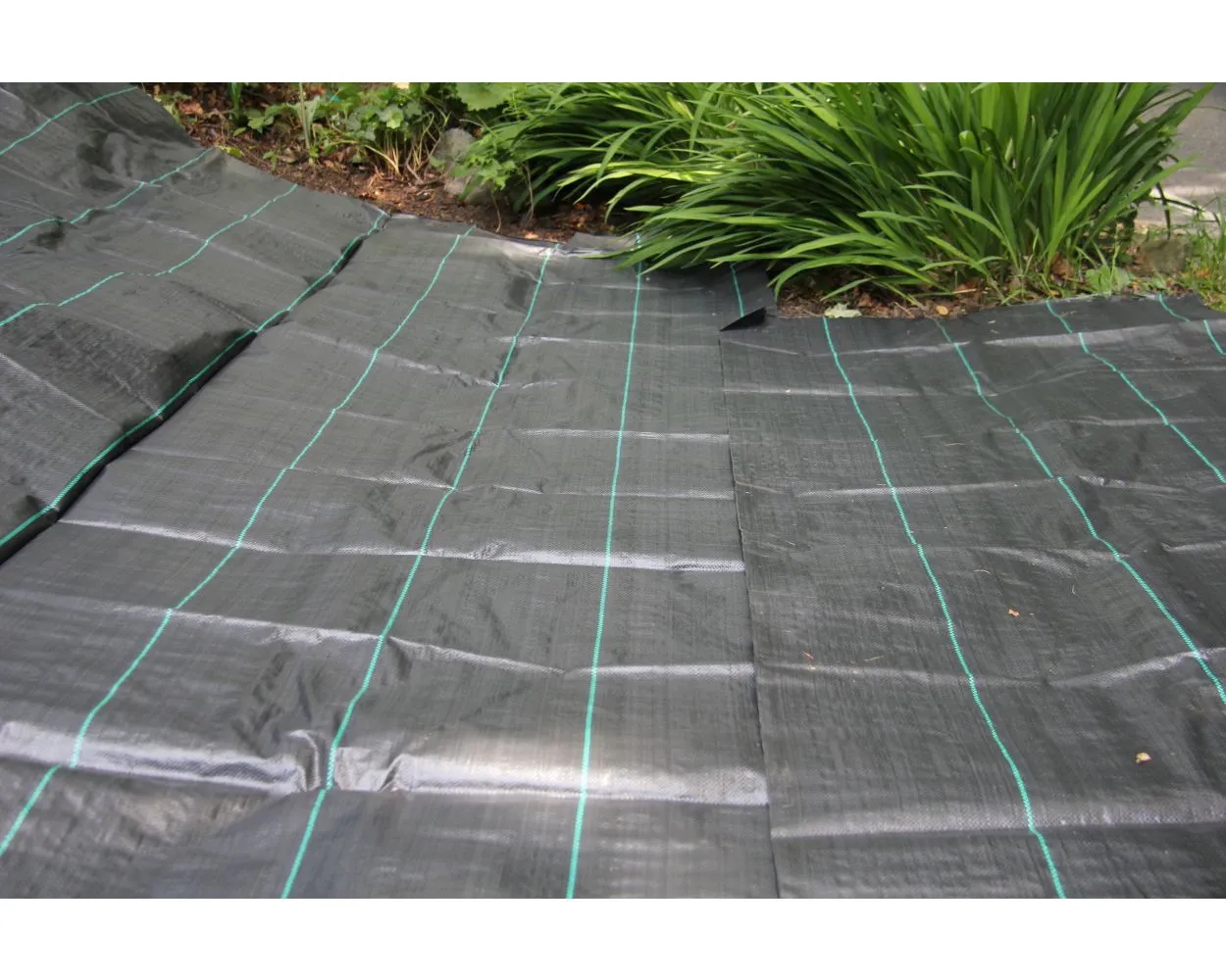 Woven Geotextile Fabric, Black, 100gsm, 4½m Wide x 100m Roll