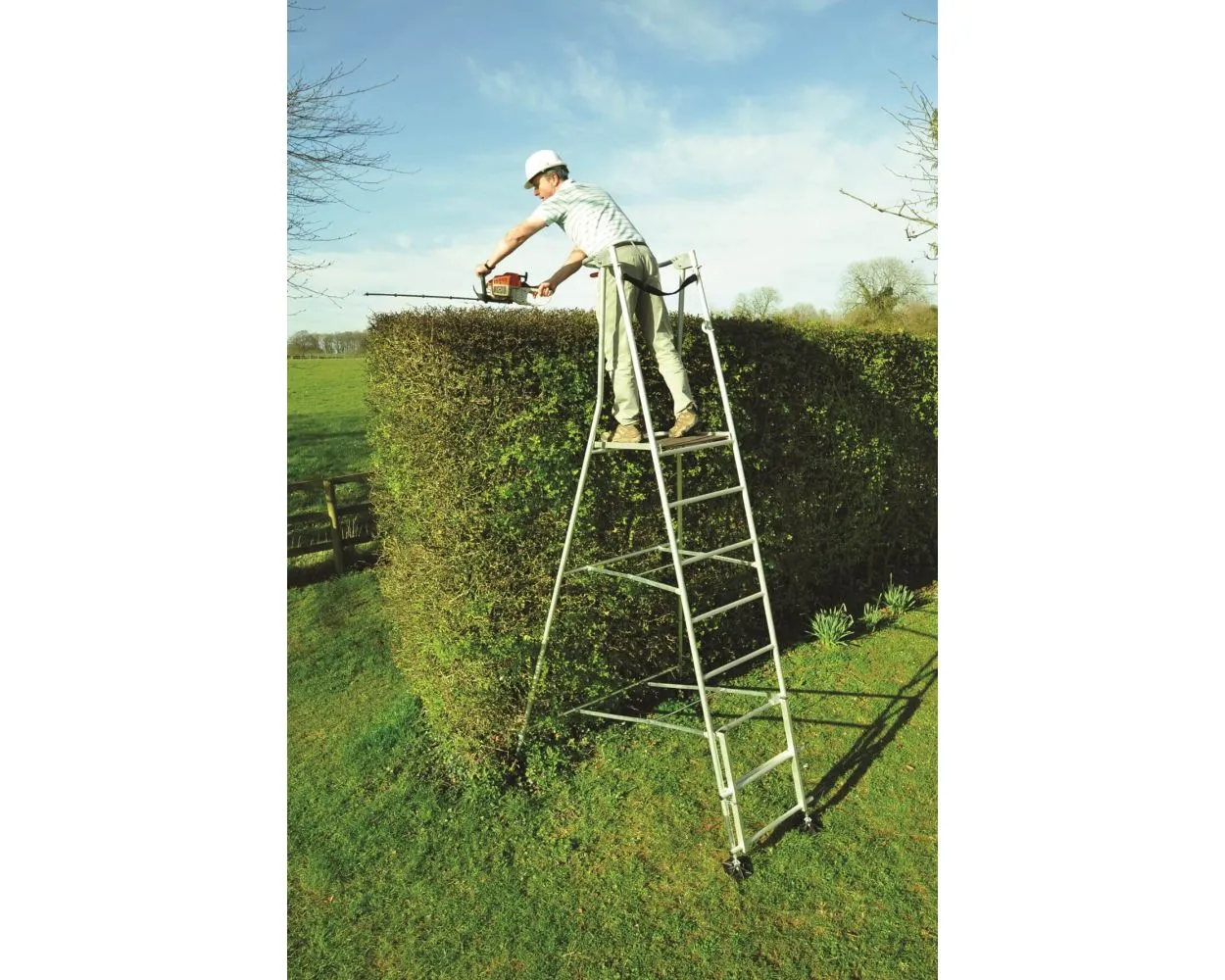 Henchman Hi-step Maxi