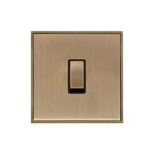 Executive Range-Antique Brass-1 Gang Switch (10 Amp)
